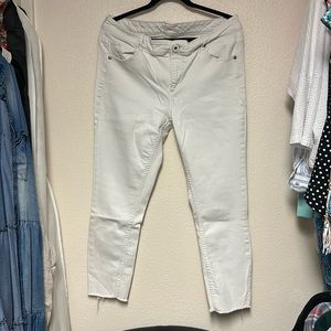 Like new. Worn a few times